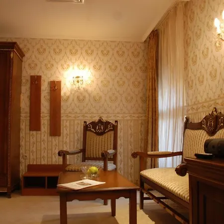 Family Hotel Harizma 3*